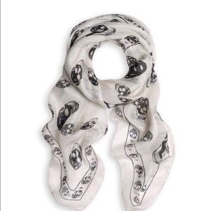 Alexander McQueen White/Black Skull Scarf
